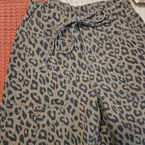 Leopard Print Tie-Waist Pants
